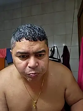 gordito xx online show from February 27, 2025, 6:02 am