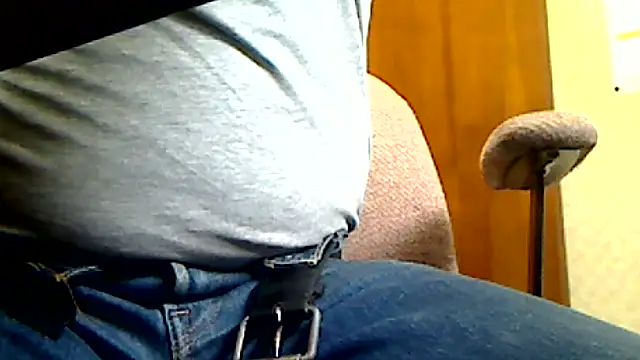 markluvskitty online show from March 12, 2026, 2:21 pm