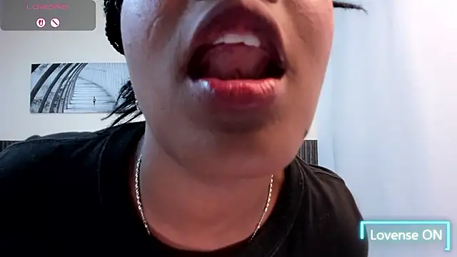 chanel brunette online show from January 13, 2026, 6:45 pm