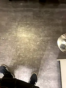 Edosxxl online show from October 8, 2025, 9:37 pm