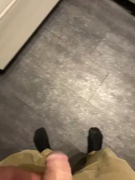 Edosxxl online show from February 20, 2025, 1:03 am