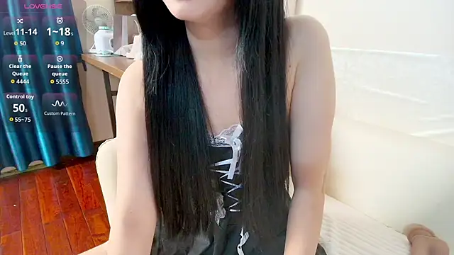 Snapshot of Lee_Mi chatting on October 25, 2025, 2:28 pm Lee Mi online show from October 25, 2025, 2:28 pm