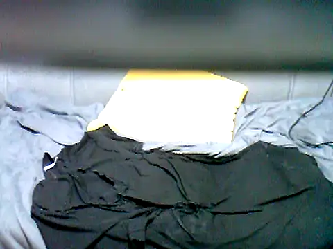 Snapshot of cutey-smile chatting on February 21, 2025, 3:45 am cutey-smile online show from February 21, 2025, 3:45 am