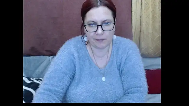 Snapshot of PlayfullMature chatting on May 15, 2026, 9:57 pm PlayfullMature online show from May 15, 2026, 9:57 pm