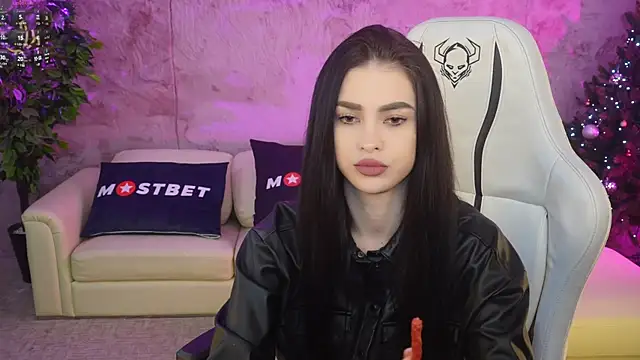 Snapshot of Tina_Breeze chatting on December 29, 2024, 11:50 am Tina Breeze online show from December 29, 2024, 11:50 am