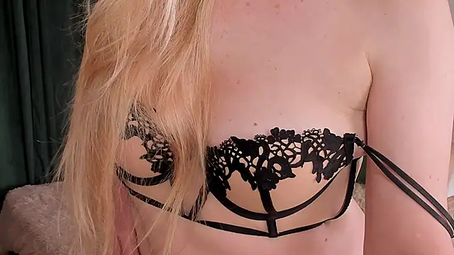 sugamomy online show from October 2, 2025, 12:25 am