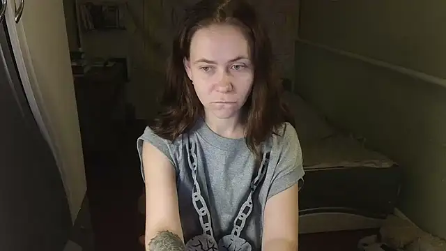 Snapshot of Riley_Roo chatting on November 12, 2025, 4:55 pm Riley Roo online show from November 12, 2025, 4:55 pm