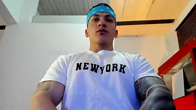 Snapshot of aquiles_51 chatting on September 12, 2025, 4:51 pm aquiles 51 online show from September 12, 2025, 4:51 pm