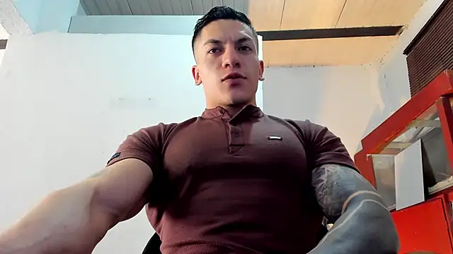 Snapshot of aquiles_51 chatting on October 2, 2025, 8:23 pm aquiles 51 online show from October 2, 2025, 8:23 pm