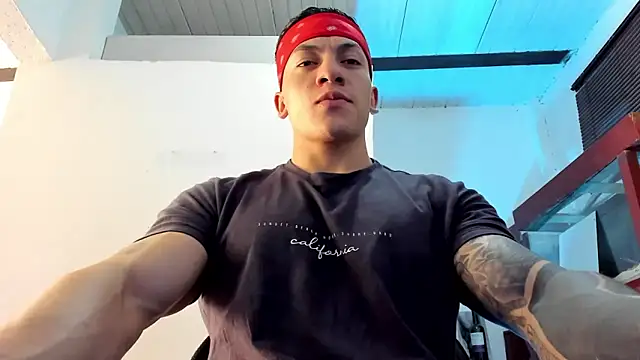 Snapshot of aquiles_51 chatting on September 21, 2025, 8:47 pm aquiles 51 online show from September 21, 2025, 8:47 pm