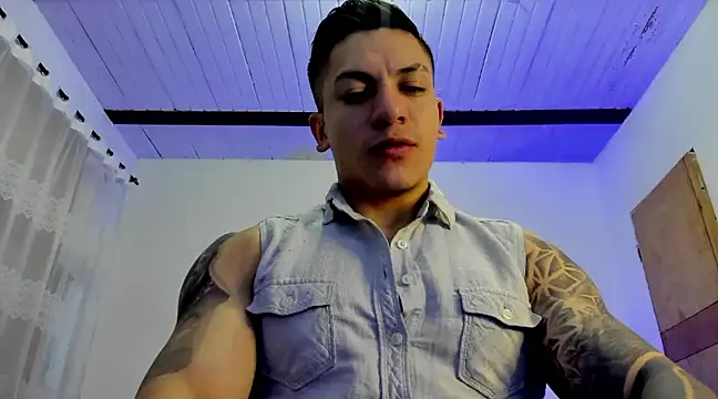 Snapshot of aquiles_51 chatting on March 4, 2025, 11:11 pm aquiles 51 online show from March 4, 2025, 11:11 pm