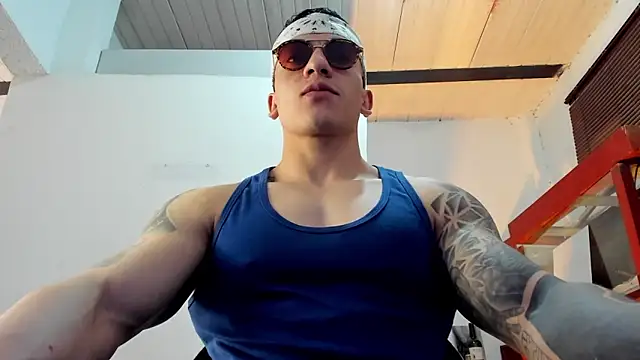 Snapshot of aquiles_51 chatting on September 11, 2025, 9:37 pm aquiles 51 online show from September 11, 2025, 9:37 pm
