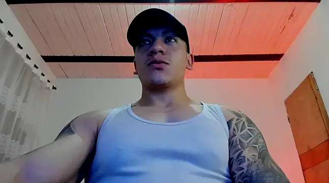 Snapshot of aquiles_51 chatting on January 29, 2025, 11:25 pm aquiles 51 online show from January 29, 2025, 11:25 pm