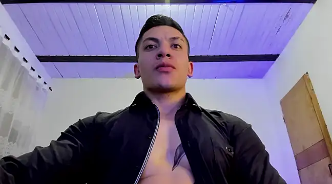 Snapshot of aquiles_51 chatting on February 26, 2025, 2:08 am aquiles 51 online show from February 26, 2025, 2:08 am