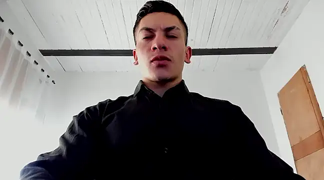 Snapshot of aquiles_51 chatting on February 26, 2025, 8:36 pm aquiles 51 online show from February 26, 2025, 8:36 pm