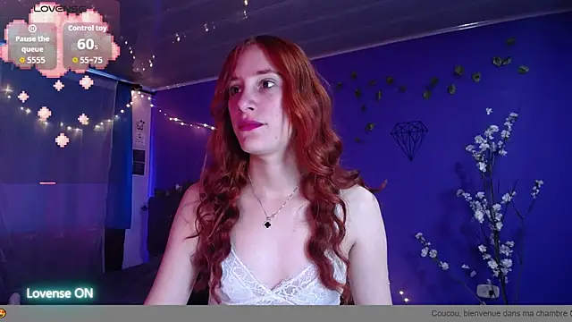 IsaBaileys  online show from October 9, 2025, 7:47 pm