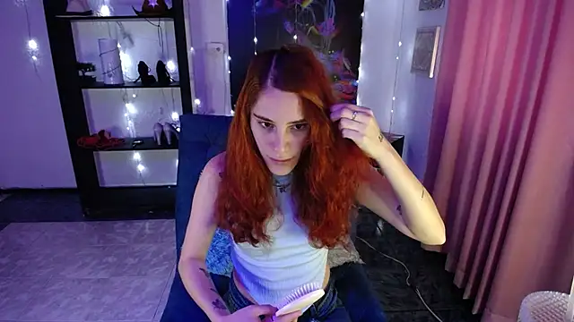 IsaBaileys  online show from February 6, 2025, 7:07 pm
