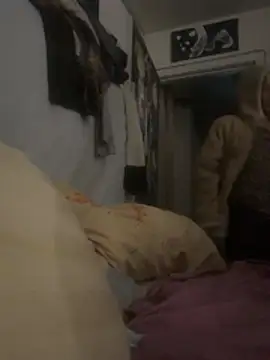 Mune Raez 6 online show from April 15, 2026, 1:59 pm