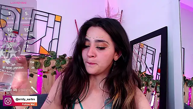 emily amaya online show from December 6, 2024, 7:59 am