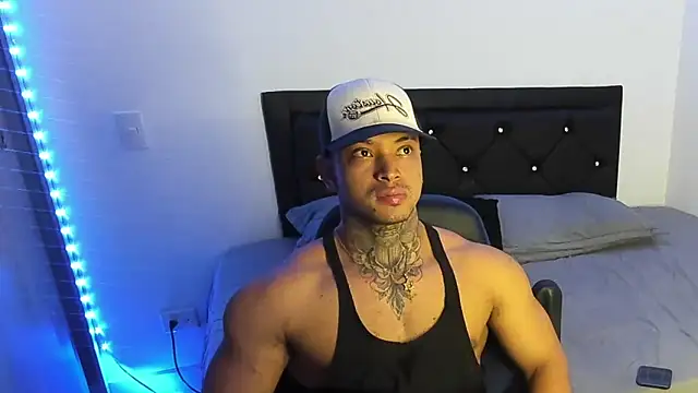 Stiven collins online show from March 8, 2025, 5:59 am