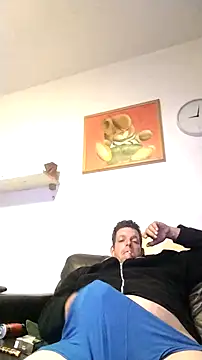 Knuffelstaaf123 online show from October 10, 2025, 8:42 pm