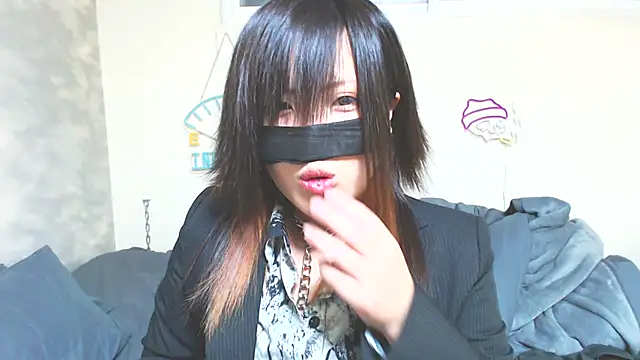 miyabi room online show from February 21, 2025, 9:56 am