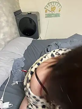 Snapshot of miyabi_room chatting on February 4, 2026, 1:06 pm miyabi room online show from February 4, 2026, 1:06 pm