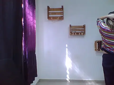 charlott ponce online show from November 11, 2025, 8:03 pm