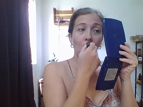 Snapshot of charlott_ponce chatting on February 10, 2026, 6:18 pm charlott ponce online show from February 10, 2026, 6:18 pm