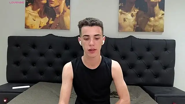 Cristian Delgado online show from December 28, 2024, 6:39 am