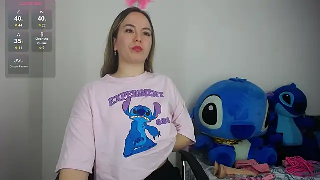 Snapshot of LauraSofia_Cam chatting on January 11, 2026, 11:17 am LauraSofia Cam online show from January 11, 2026, 11:17 am