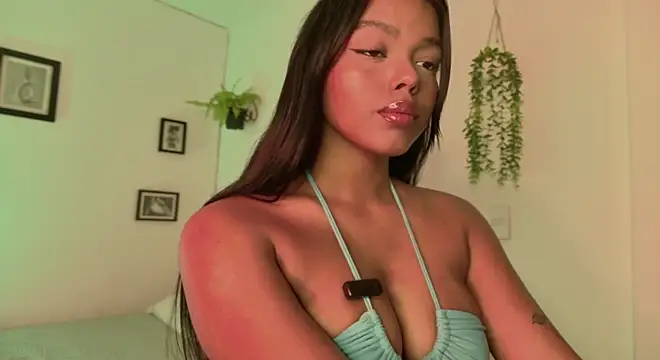 MegganCarter online show from December 22, 2025, 10:43 pm