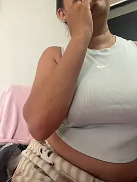 ruby santana777 online show from July 9, 2026, 4:06 pm