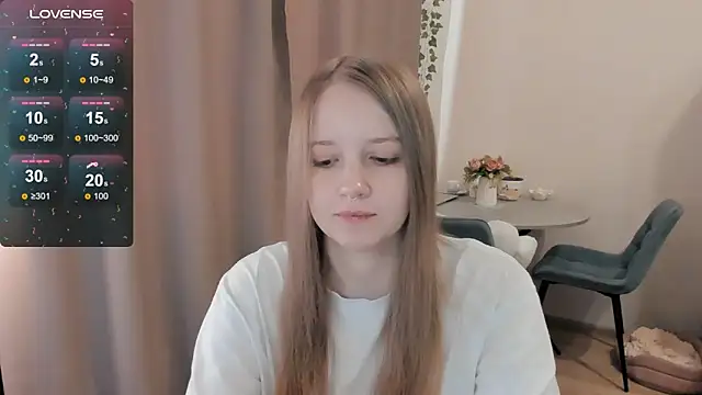 Snapshot of Alyaley chatting on June 4, 2026, 8:08 am Alyaley online show from June 4, 2026, 8:08 am