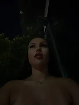 Syka0001 online show from April 23, 2026, 5:47 pm