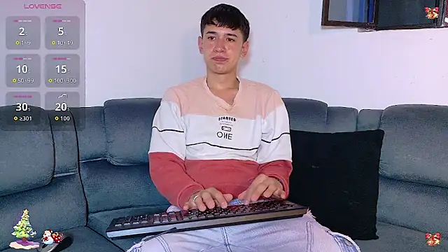 Mr daren  online show from December 15, 2025, 7:52 pm