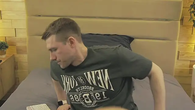 EthanPinkman online show from April 11, 2026, 7:56 am