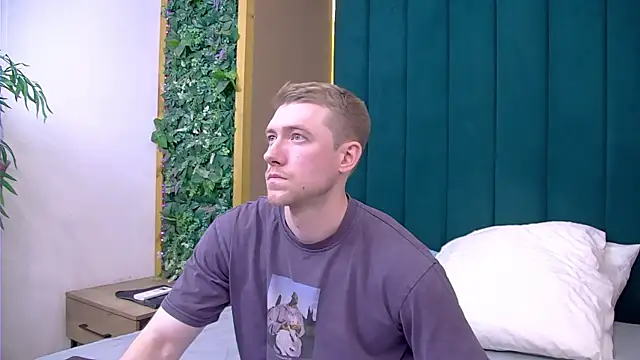 EthanPinkman online show from May 22, 2026, 5:49 am