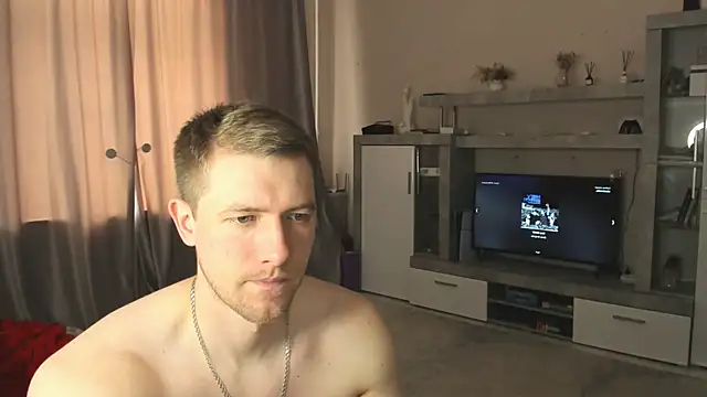 Snapshot of EthanPinkman chatting on July 20, 2026, 6:21 am EthanPinkman online show from July 20, 2026, 6:21 am