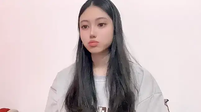 Snapshot of -hanime- chatting on December 4, 2024, 12:41 pm -hanime- online show from December 4, 2024, 12:41 pm