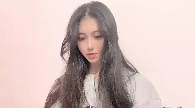 Snapshot of -hanime- chatting on December 3, 2024, 6:11 pm -hanime- online show from December 3, 2024, 6:11 pm