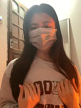 Snapshot of -hanime- chatting on December 18, 2024, 4:49 pm -hanime- online show from December 18, 2024, 4:49 pm