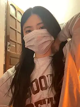 Snapshot of -hanime- chatting on December 20, 2024, 1:33 pm -hanime- online show from December 20, 2024, 1:33 pm