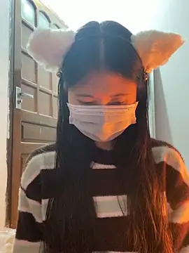 Snapshot of -hanime- chatting on December 6, 2024, 2:08 am -hanime- online show from December 6, 2024, 2:08 am