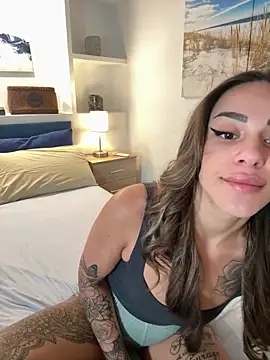 Alisa-Marie online show from April 14, 2026, 8:41 am