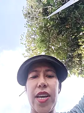 2HotAsain4u online show from October 9, 2025, 1:28 am