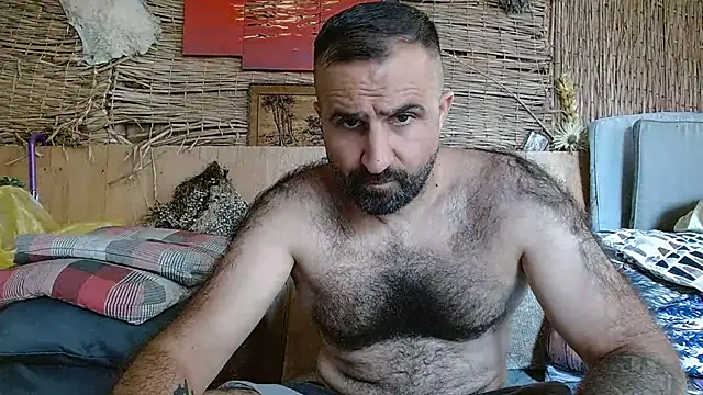 Snapshot of ivat80 chatting on July 8, 2026, 9:43 am ivat80 online show from July 8, 2026, 9:43 am