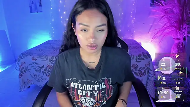 Riana Kean online show from December 5, 2025, 8:28 pm