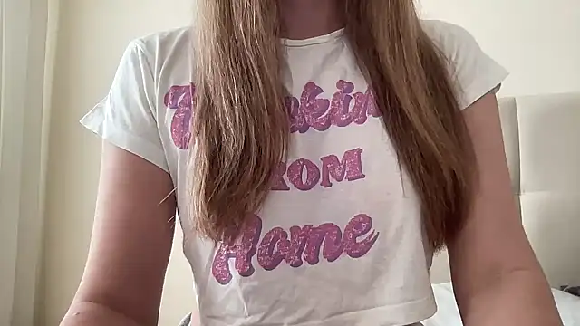 Snapshot of LisaFlower chatting on February 21, 2026, 8:27 am LisaFlower online show from February 21, 2026, 8:27 am