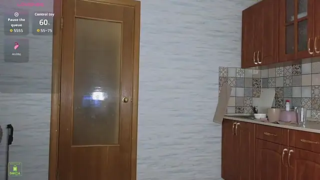 RinaBlondie online show from December 15, 2025, 8:14 pm